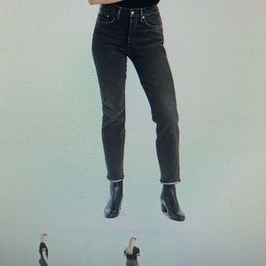 Levi’s wedgie fit black jeans size 24